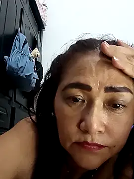 linda luna29 online show from September 2025 03:12:01 AM