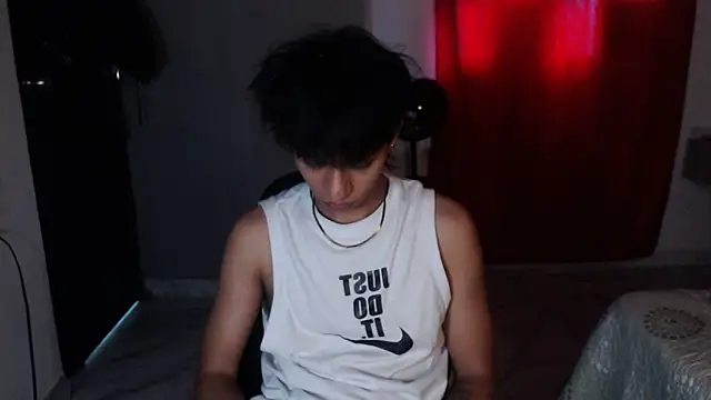 Snapshot of sung_yol chatting on October 2025 07:58:02 PM sung yol online show from October 2025 07:58:02 PM