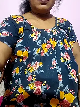 Cute-Swewty online show from November 2025 01:50:01 PM