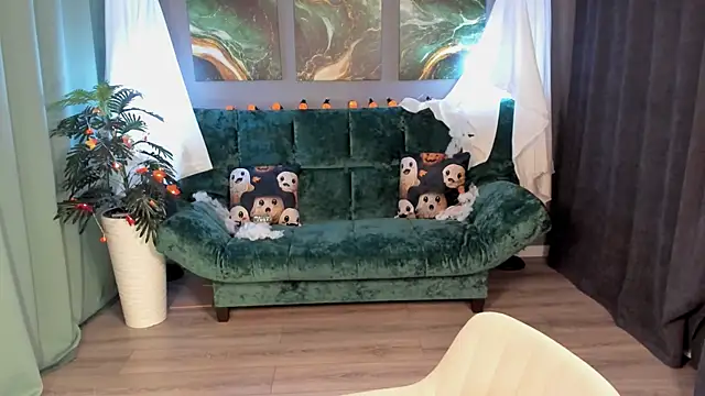 AnoraDark online show from October 2025 07:24:02 PM