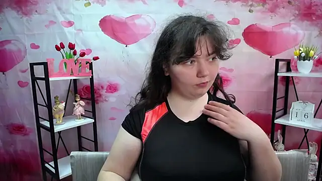 NeonilaLisova online show from April 2026 05:10:01 AM