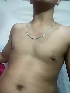 Snapshot of Hunky_paul chatting on July 2026 02:01:02 PM Hunky paul online show from July 2026 02:01:02 PM