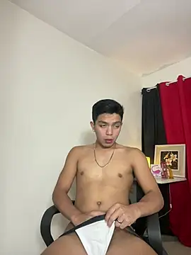 Snapshot of Hunky_paul chatting on July 2026 12:53:02 PM Hunky paul online show from July 2026 12:53:02 PM