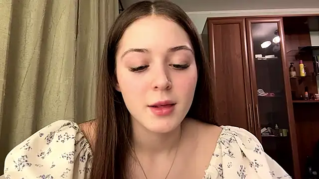 Adel strongwoman online show from February 2026 06:37:02 PM