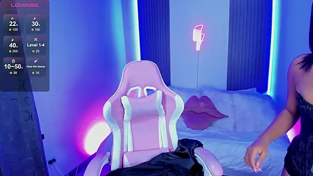 Snapshot of hannaferrati chatting on September 2025 03:41:02 AM hannaferrati online show from September 2025 03:41:02 AM