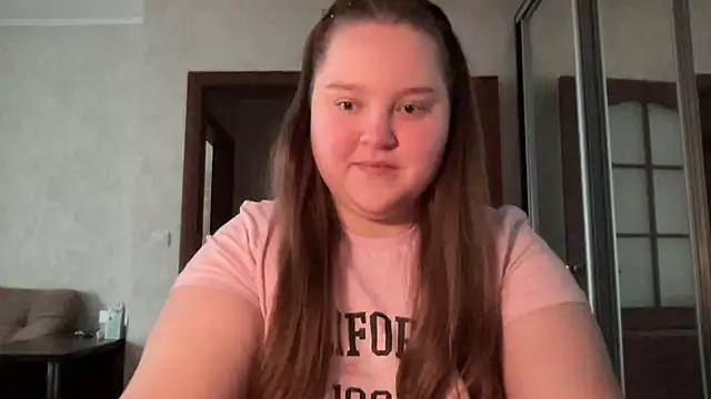 Snapshot of Alice898 chatting on October 2025 12:17:02 PM Alice898 online show from October 2025 12:17:02 PM