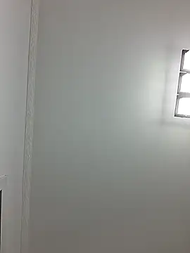 Anayssa  online show from September 2025 11:35:01 AM