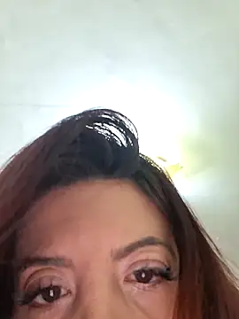 Anayssa  online show from February 2026 05:53:01 PM