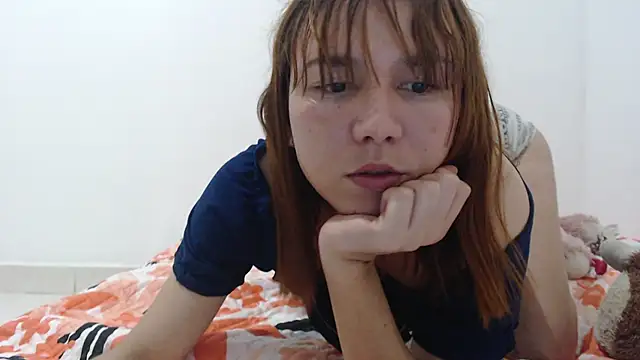 Snapshot of Dolly_Peach_ chatting on October 2025 03:36:01 AM Dolly Peach online show from October 2025 03:36:01 AM