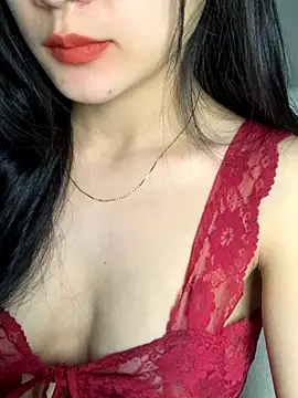 Snapshot of ___Lily___ chatting on September 2025 04:18:02 PM Lily online show from September 2025 04:18:02 PM