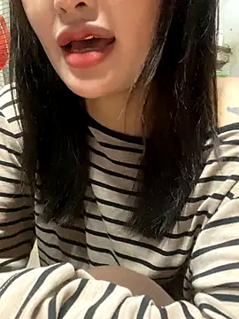   BabyShowPublic   online show from September 2025 12:31:02 PM