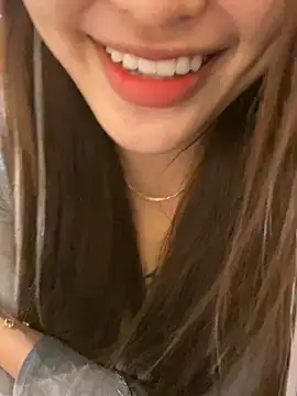   BabyShowPublic   online show from February 2026 12:14:01 PM