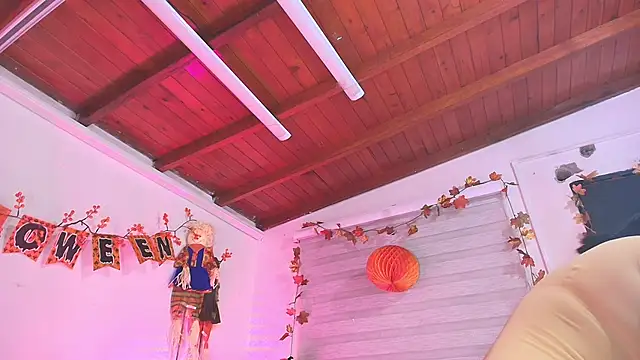 emma madi online show from October 2025 12:01:02 PM