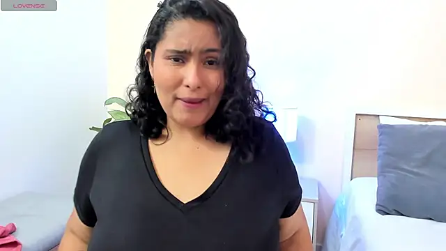 BellaNixs online show from September 2025 02:55:02 AM