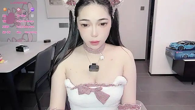 Snapshot of Scarlett-bb chatting on October 2025 11:17:02 PM Scarlett-bb online show from October 2025 11:17:02 PM