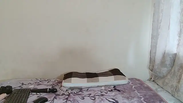 DarkChocox01 online show from November 2025 10:29:01 AM