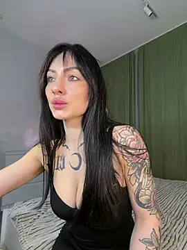 kaonasssiii online show from May 2026 06:57:01 PM