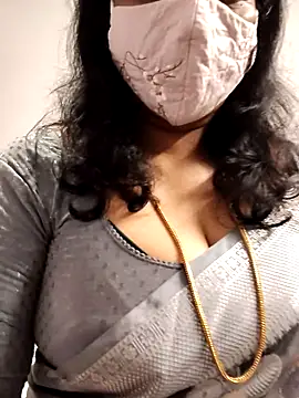 mallu-lover online show from March 2026 01:13:02 PM