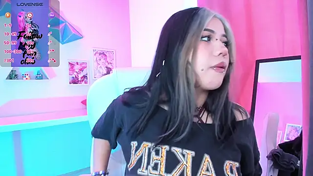 pinkk deemon online show from October 2025 02:14:02 PM