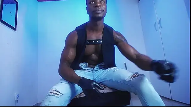 MrByronStallion online show from January 2026 12:10:02 PM