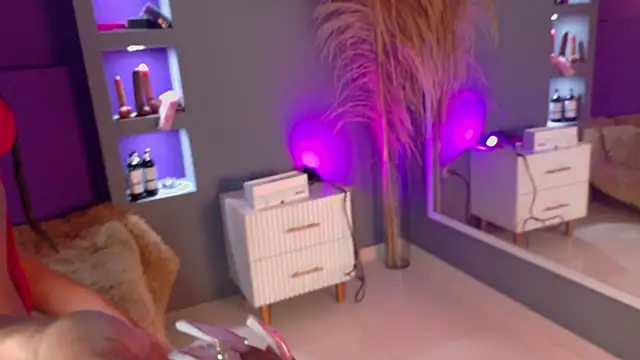 amy miller1 online show from January 2026 08:54:02 PM