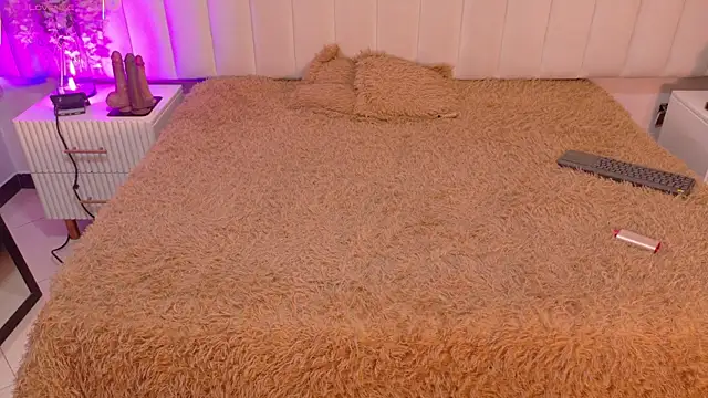 amy miller1 online show from January 2026 08:13:02 PM