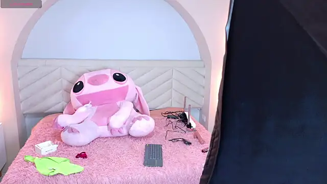 amy miller1 online show from April 2026 08:04:01 PM