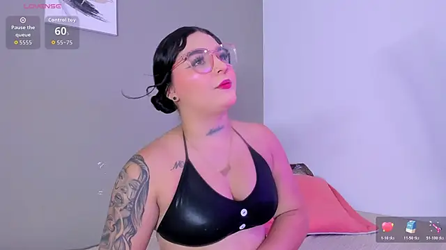 melody blossom  online show from December 2025 08:47:02 PM