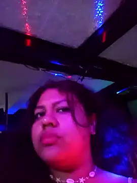 CloeStron online show from November 2025 03:53:02 AM