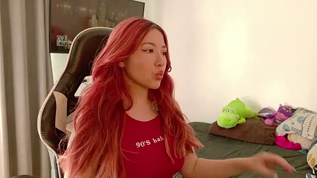 lunnaa  online show from September 2025 08:09:02 PM