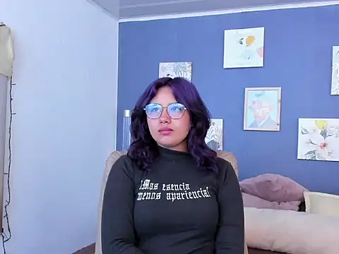 Nova allen online show from November 2025 03:18:02 PM