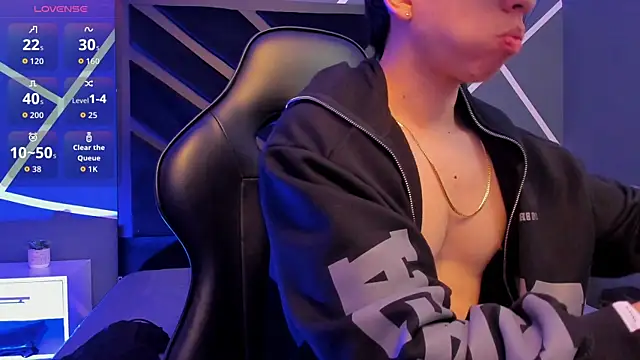 Eryonbradley online show from October 2025 11:40:01 AM