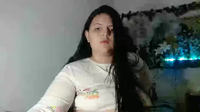 Isaval100 online show from September 2025 03:17:02 AM