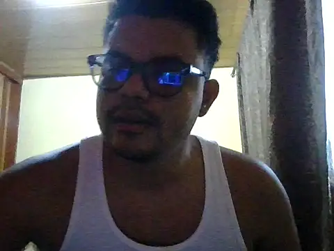 Snapshot of elturcudito chatting on February 2026 10:47:02 PM elturcudito online show from February 2026 10:47:02 PM