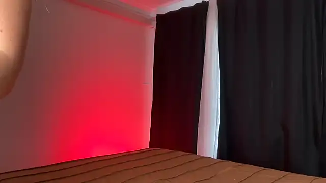 louiseberkeley online show from February 2026 05:46:01 AM