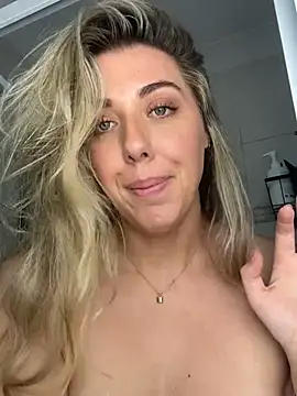 louiseberkeley online show from April 2026 02:41:01 PM