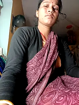 Snapshot of Sonam_pandeyji chatting on February 2026 04:01:02 AM Sonam pandeyji online show from February 2026 04:01:02 AM