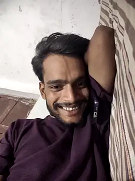 yashuuuu021 online show from September 2025 03:55:02 PM