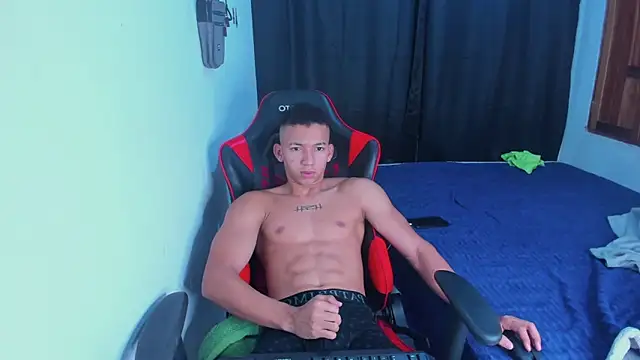 Snapshot of JuanchiT66 chatting on June 2026 12:46:02 PM JuanchiT66 online show from June 2026 12:46:02 PM