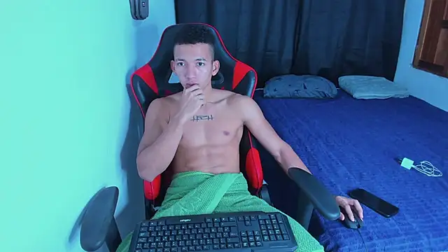 Snapshot of JuanchiT66 chatting on July 2026 02:40:01 AM JuanchiT66 online show from July 2026 02:40:01 AM