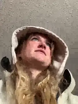 Snapshot of myasecrets chatting on March 2026 09:21:02 PM myasecrets online show from March 2026 09:21:02 PM