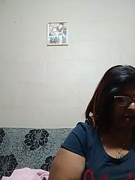 Snapshot of mileesha chatting on July 2026 06:35:02 PM mileesha online show from July 2026 06:35:02 PM