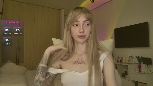 Lunainnk online show from April 2026 12:49:02 AM