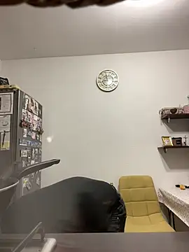 imooLoov online show from November 2025 07:57:01 PM