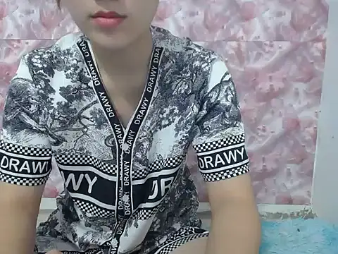 Linda-24 online show from October 2025 12:50:01 PM