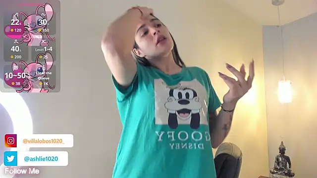 MiaVillalobos online show from October 2025 12:03:02 PM