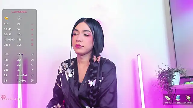 KristallSwan online show from May 2026 07:43:01 PM