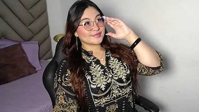 heluejamil online show from October 2025 12:19:01 PM