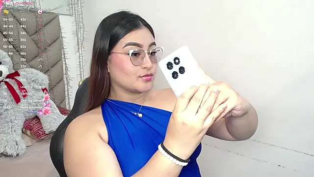 Snapshot of heluejamil chatting on January 2026 07:39:01 PM heluejamil online show from January 2026 07:39:01 PM