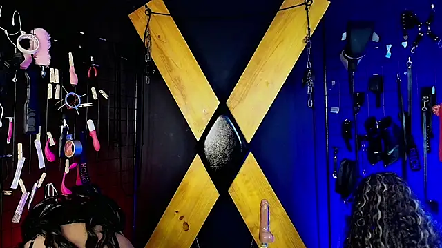 Snapshot of MrEbonybdsm chatting on October 2025 12:36:02 PM MrEbonybdsm online show from October 2025 12:36:02 PM